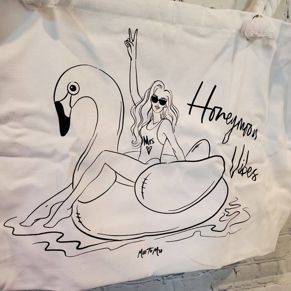 NEW Miss to Mrs Honeymoon Vibes White Beach Tote Bridal Wedding Shoulder Bag - Picture 2 of 12